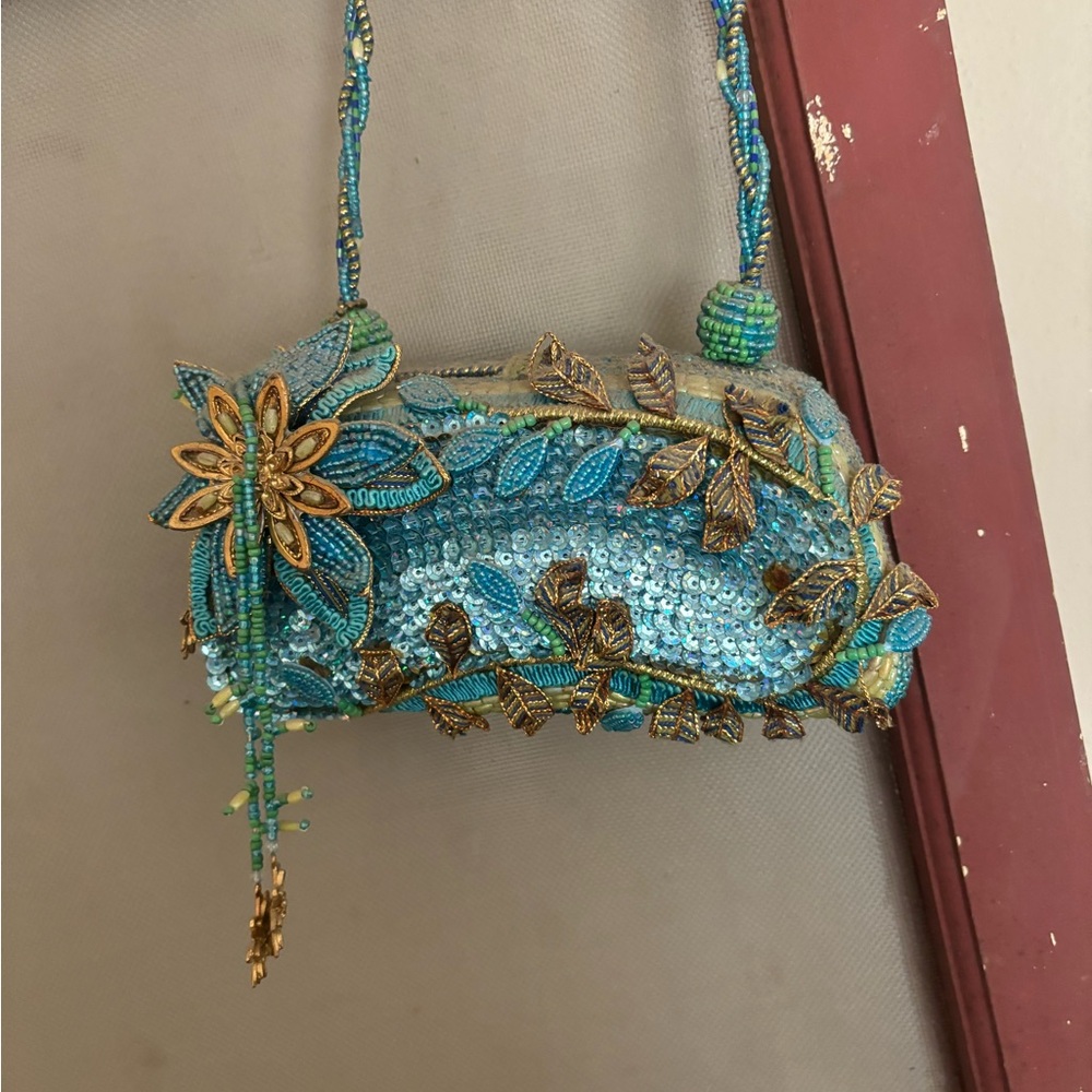 Mary Frances hard case  beaded purse - Picture 4 of 4